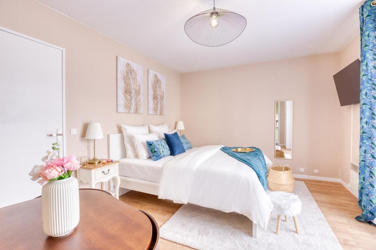 ليفري جارْجو Studio Hotel - Lit King Size - Parking - Wifi - Proche Cdg المظهر الخارجي الصورة